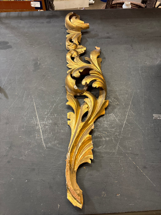 MEDIUM GOLD FOLIATE FRAGMENT