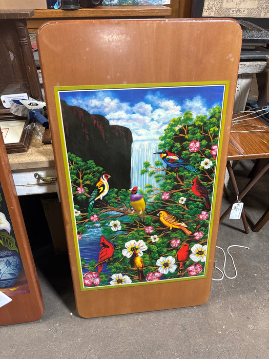 TABLE TOP WITH TROPICAL BIRD ART