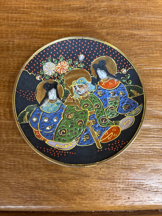 SET OF 5 JAPANESE FIGURAL TEA CUPS + EXTRA SAUCER