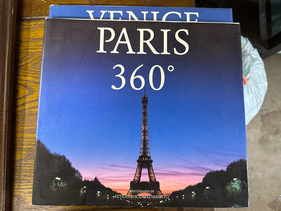PARIS 360 BOOK