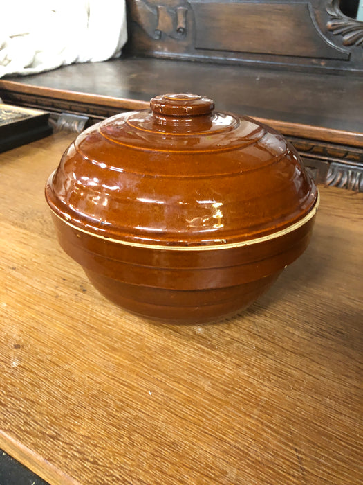 STONEWARE BEAN POT