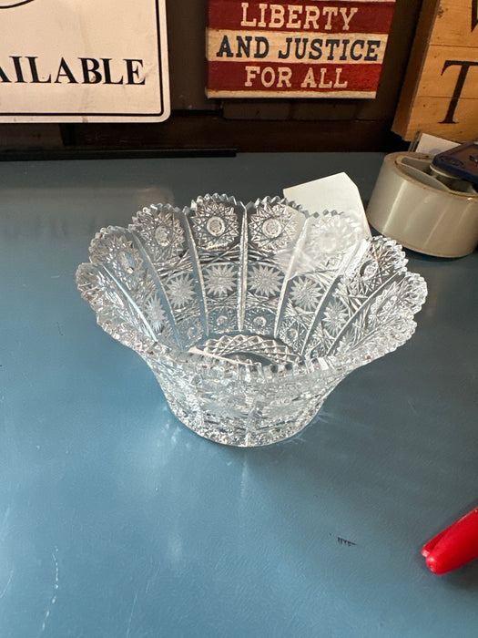 AMERICAN BRILLANT CUT SMALL CRYSTAL BOWL