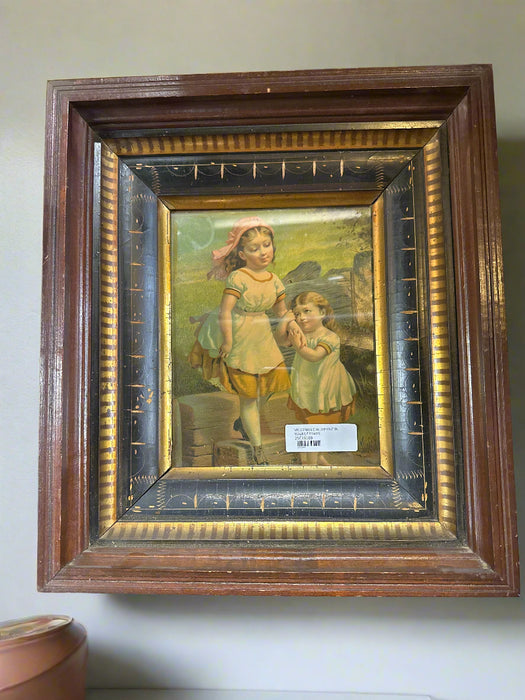 VICOTRIAN CHILD PRINT IN WALNUT FRAME