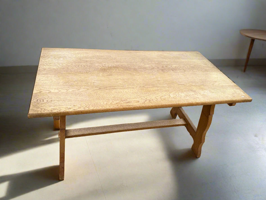 SMALL OAK TRESTLE TABLE