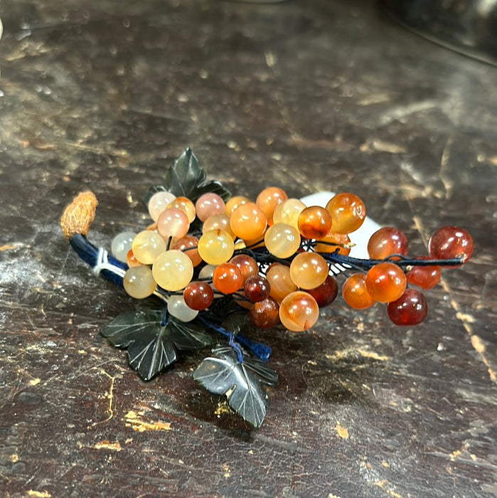 SMALL RED STONE BERRIES