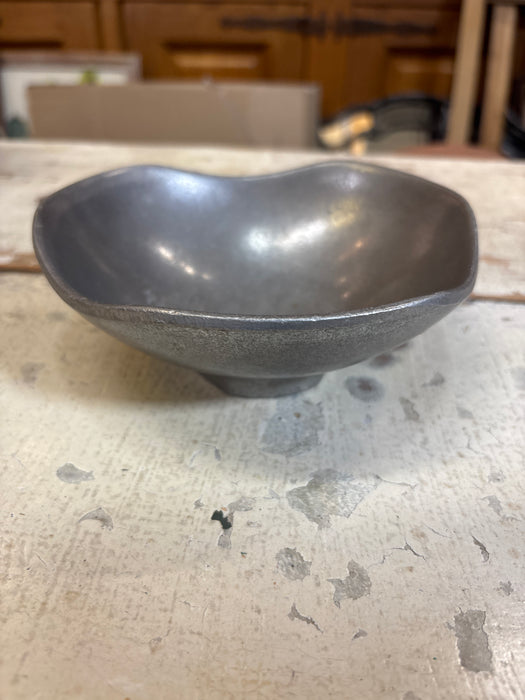 SET OF 6 BON CHEF PEWTER BOWLS
