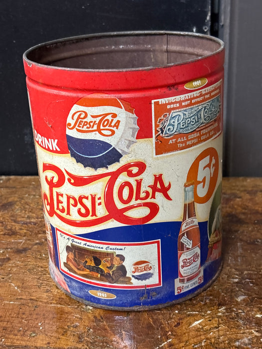 1940S PEPSI THEMED TIN