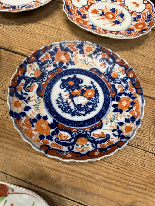 SMALL IMARI PLATE