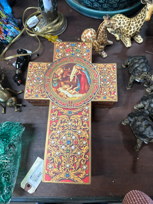 SET OF STACKNG CROSS BOXES