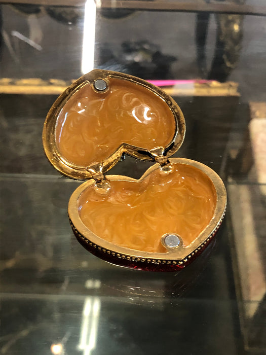 ENAMELED HEART BOX