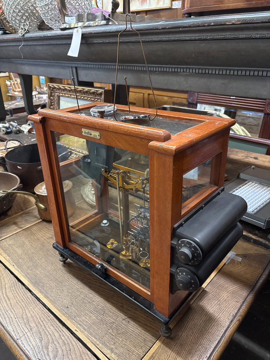 ENGLISH CASED COUNTER SCALE