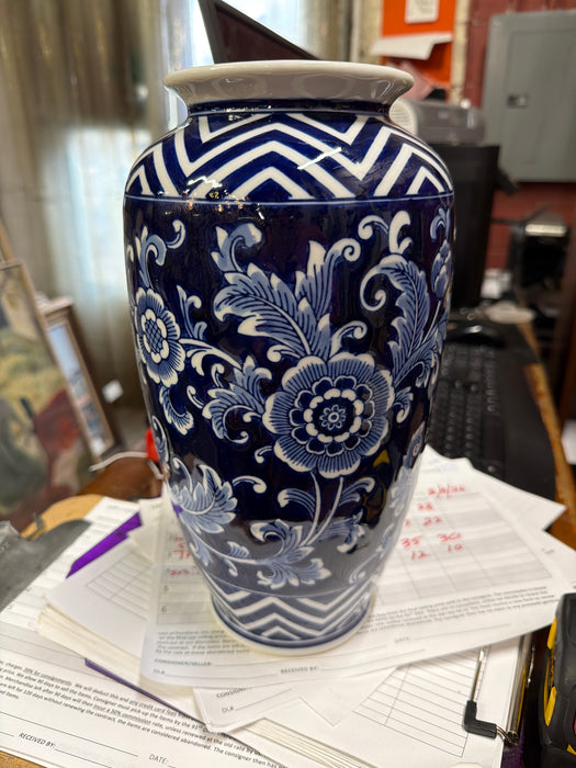 TALL DARK BLUE AND WHITE VASE