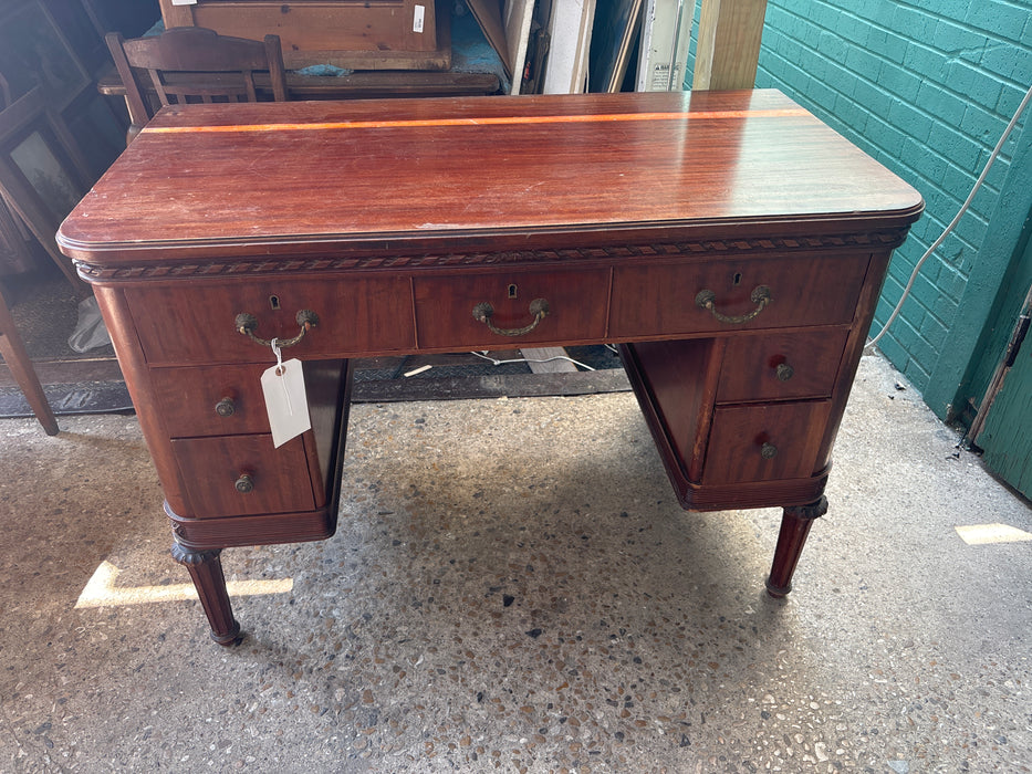 SMALL MAHOGANY WRITING DESK
