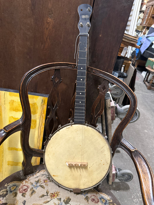 ANTIQUE BANJO