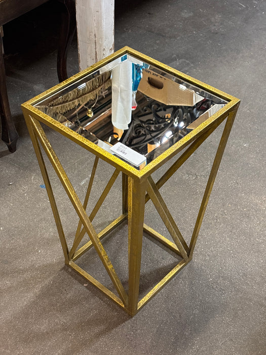 GOLD MIRROR TOP TABLE