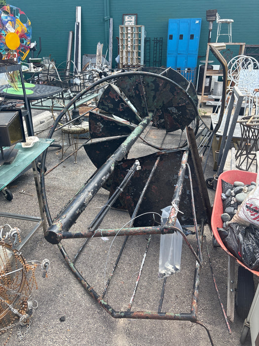 VINTAGE IRON SPIRAL STAIR CASE