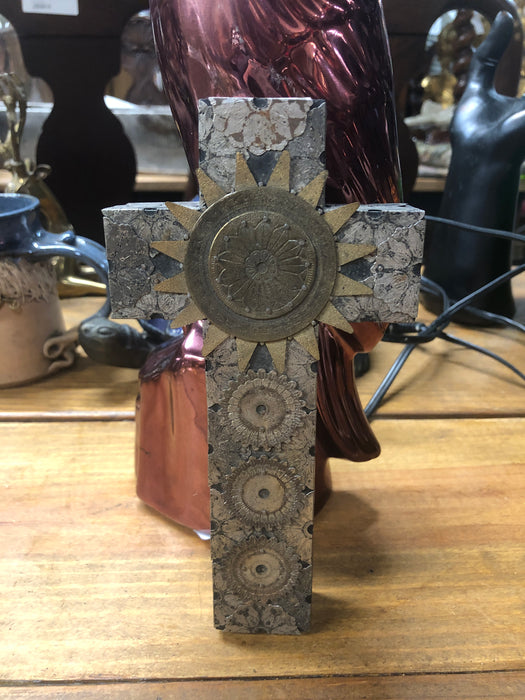 MEDIUM CROSS WITH JEWELS