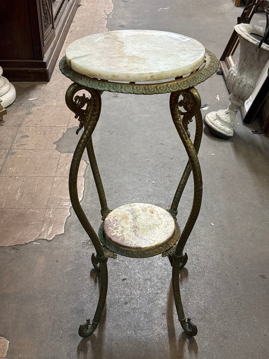 ROUND BRASS ONYX TOP TIERED TABLE