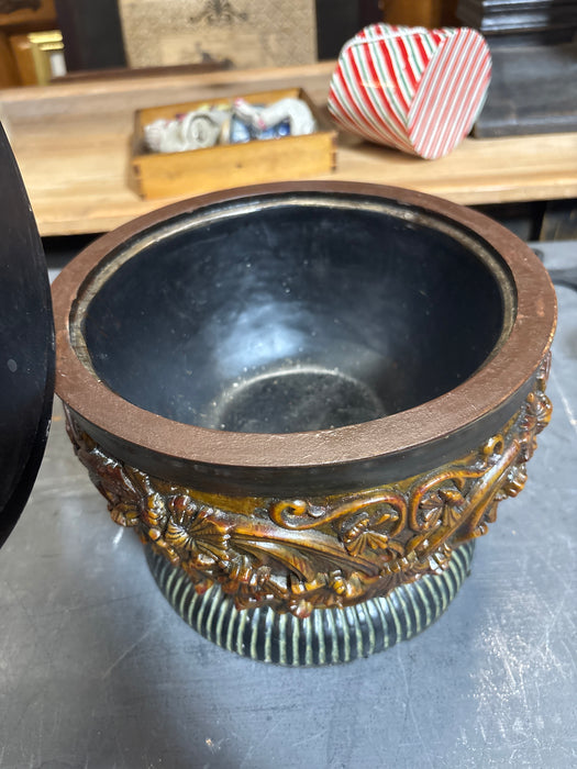LARGE BROWN AND GREEN FLORAL RELIEF POT WITH LID