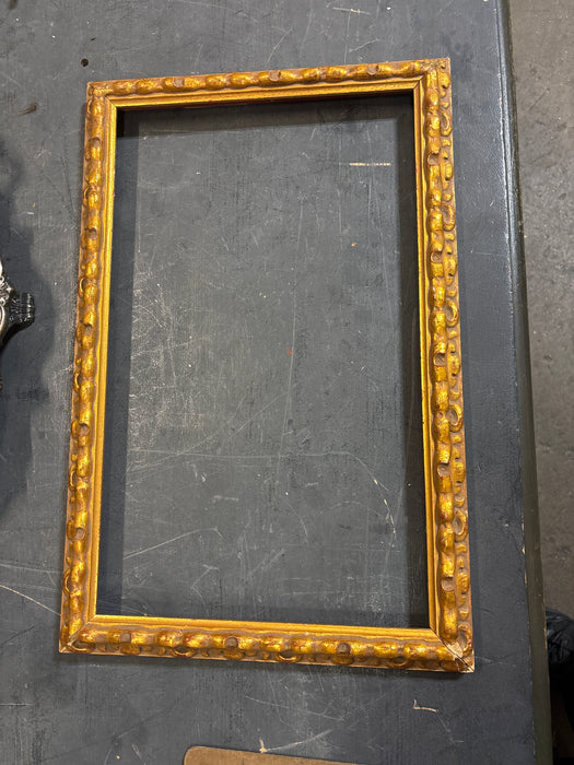 SMALL ORNATE GOLD FRAME