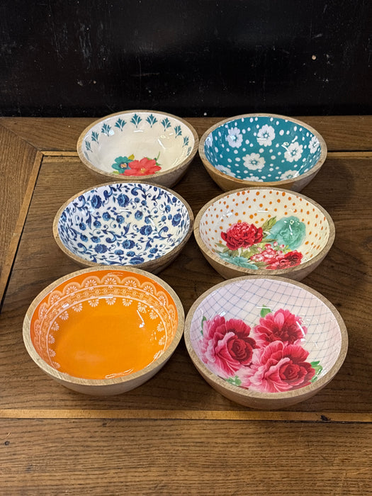 SET OF 6 PIONEER WOMAN WOOD BOWL