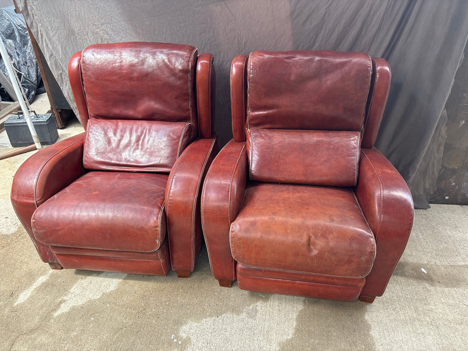 PAIR OF BROWN LEATHER DECO UPHOLSTERED CHAIRS