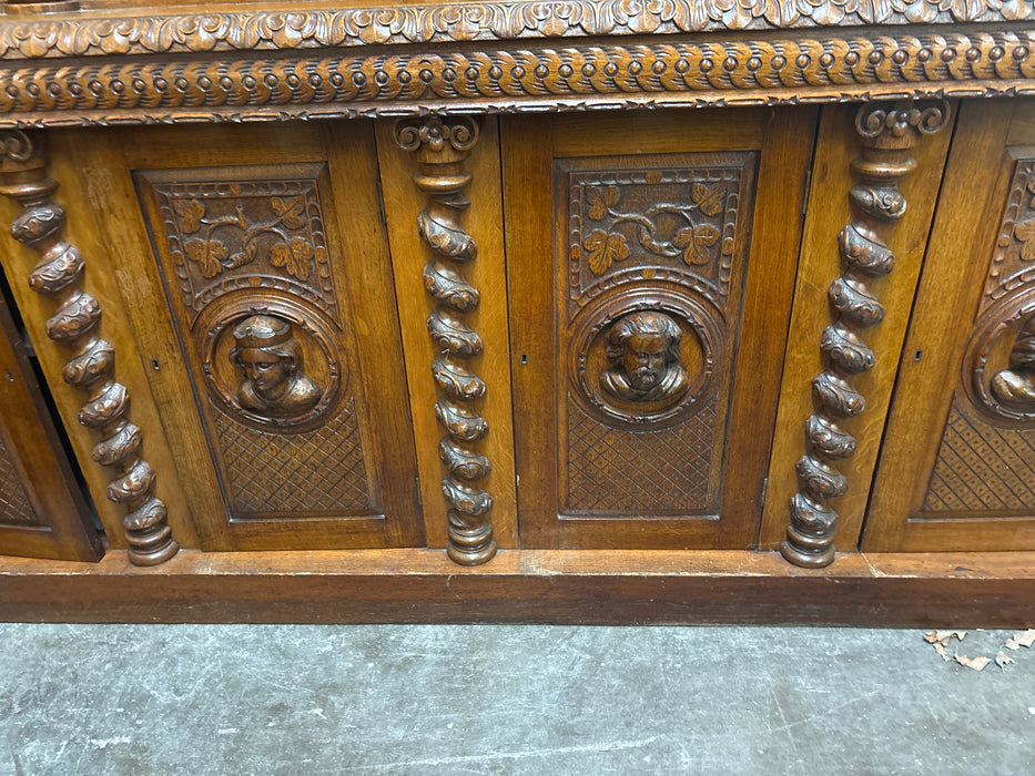 HUGE STEPBACK 4 DOOR CARVED PORTRAIT HEAD BOOKCASE WITH FOLIATE TWIST COLUMNS