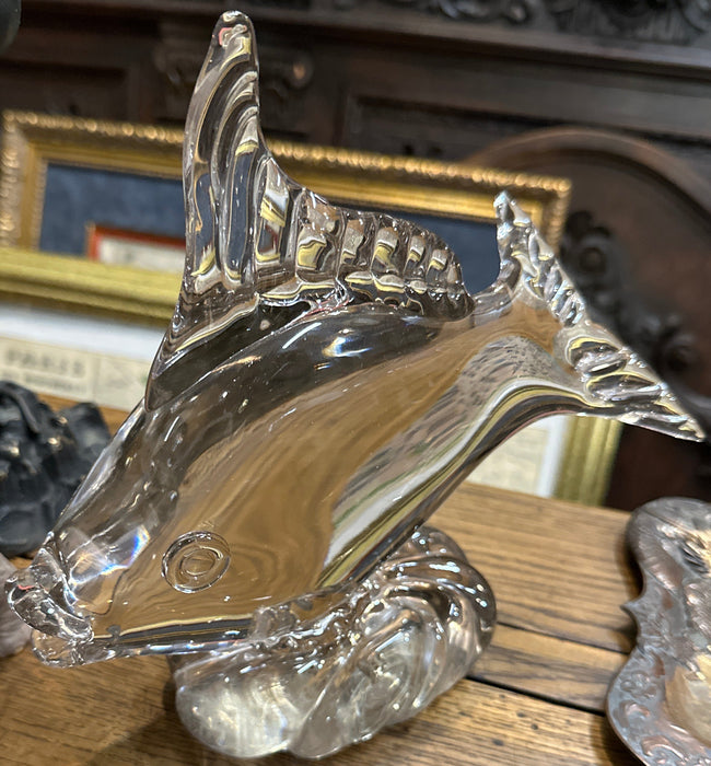 CLEAR HEAVY ART GLASS FISH