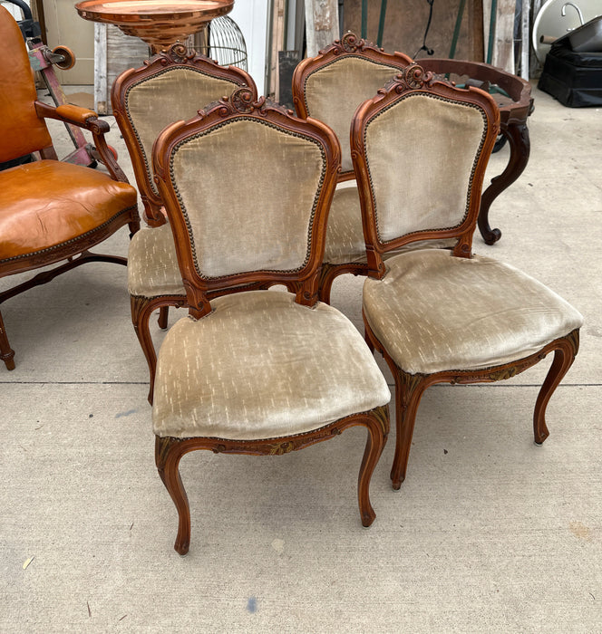 SET OF 4 LOUIS XV DINING CHAIRS
