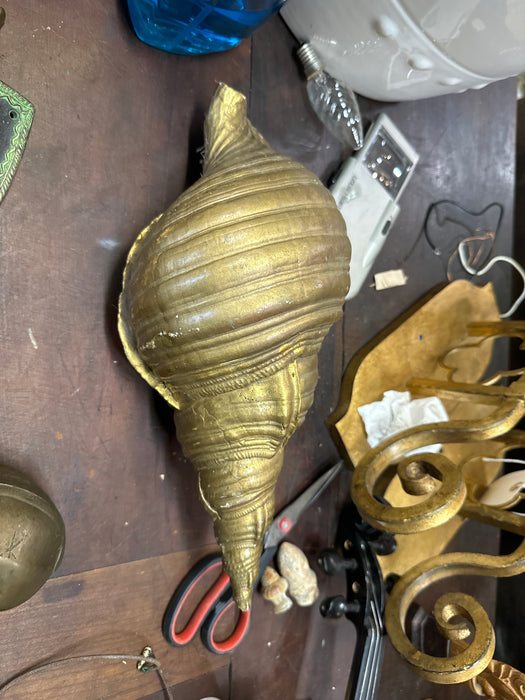 LARGE GOLD SHELL