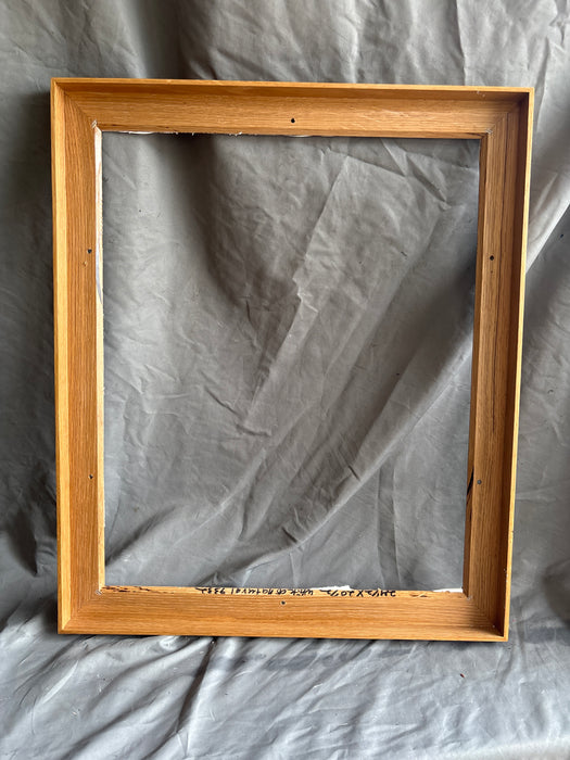 MEDIUM SIMPLE ASH BACK MOUNTED FRAME 20”W 24”L