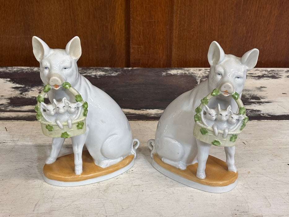 PAIR OF STAFFORDSHIRE PIGS