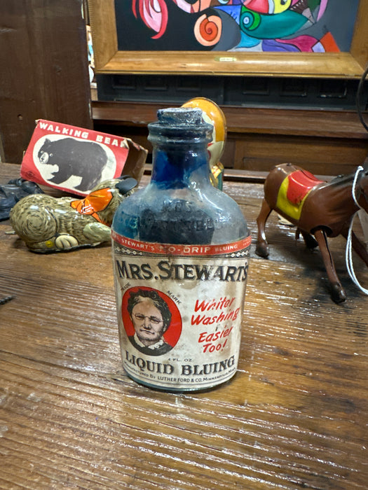 MRS. STWERTS LIQUID BLUING