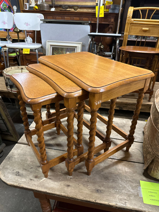 SET OF OAK BARLEY TWIST STACKING TABLES