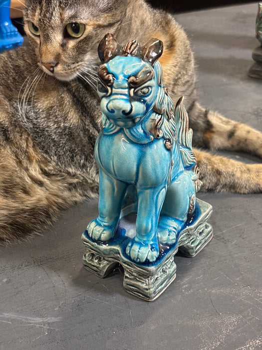 MEDIUM BLUE FOO DOG - AS FOUND