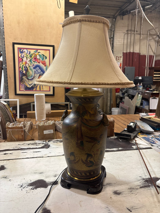 ASIAN PAINTED LAMP WITH BIRDS AND FROG HANDLES