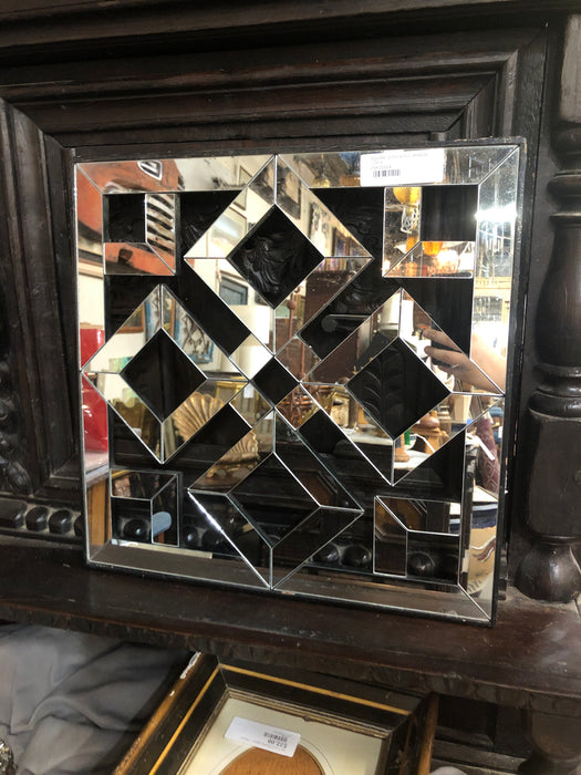 SQUARE OPEN SPACE MIRROR- 1 OF 4