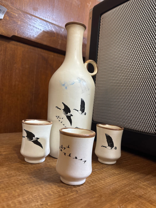 SET OF 4 CANADIAN POTTERY CARAFE AND GLASSES