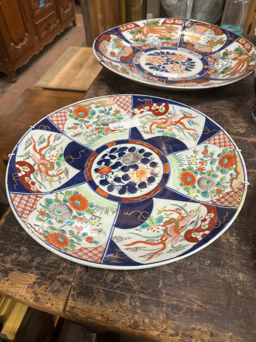 LARGE ROUND  IMARI CHARGER