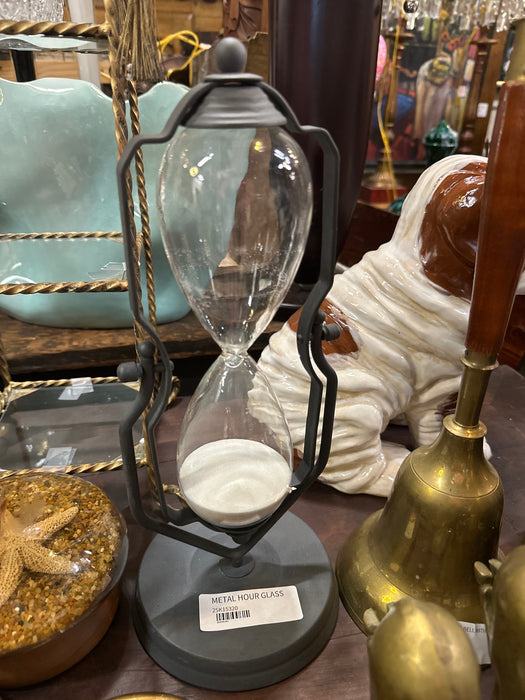 METAL HOUR GLASS
