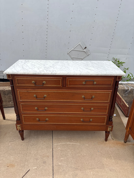 LOUIS XVI WHITE MARBLE TOP 5 DRAWER MAHOGANY CHEST WITH BAIL HANDLES AND BRASS TRIM