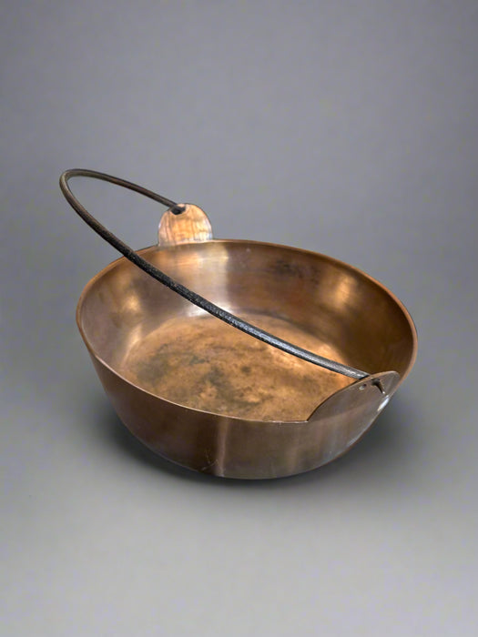 JAPANESE COPPER POT WITH IRON HANDLE