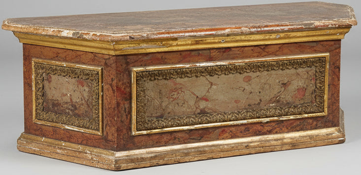 POLYCHROME AND GILT RISER