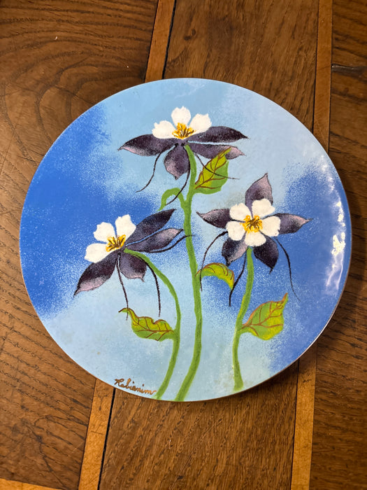 MEDIUM ENAMELED BLUE AND WHITE LILY PLATE - SIGNED ROBINSON