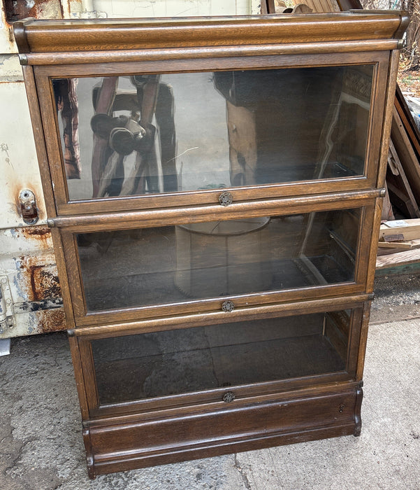 3 STACK OAK BOOKCASE