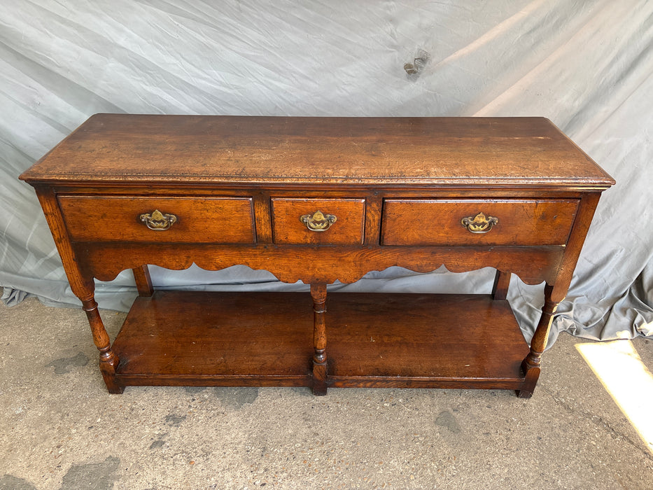 SMALL RUSTIC OAK POT BOARD CONSOLE TABLE