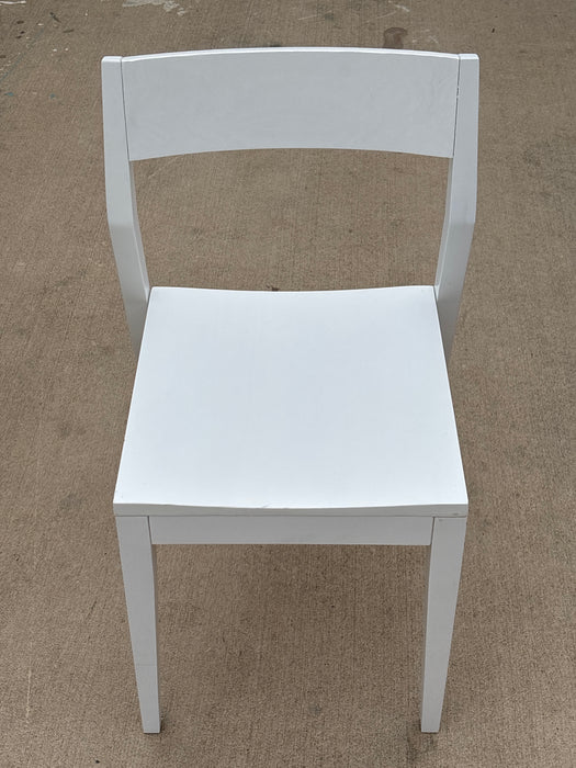 MODERN SQUARE BACK CHAIR