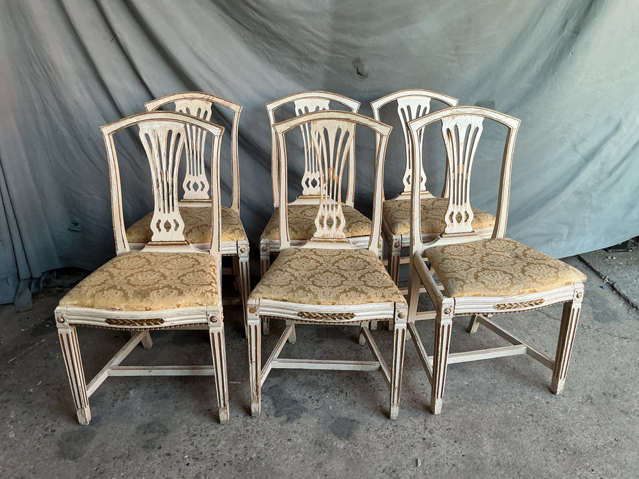 LOUIS XVI SWEDISH WHITE AND GOLD PAINTED CHAIRS