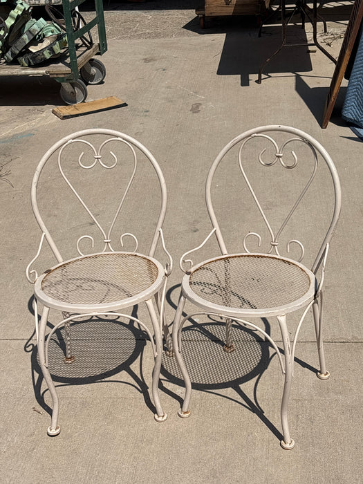 PAIR OF WHITE PATIO CHAIRS
