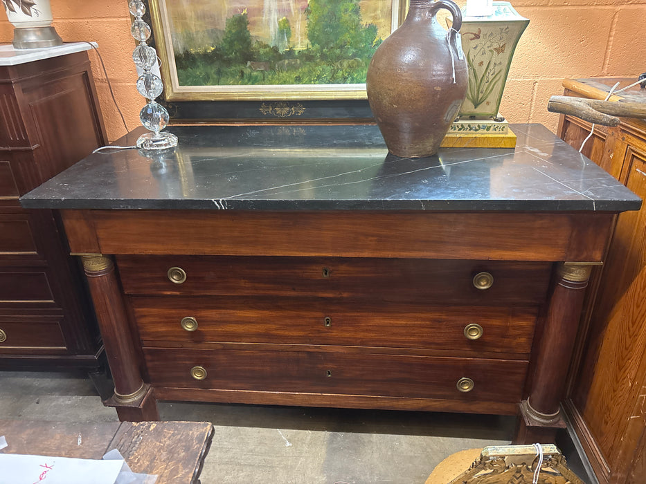 EMPIRE BLACK MARBLE TOP 4 DRAWER MAHOGANYCHEST - AS FOUND MARBLE